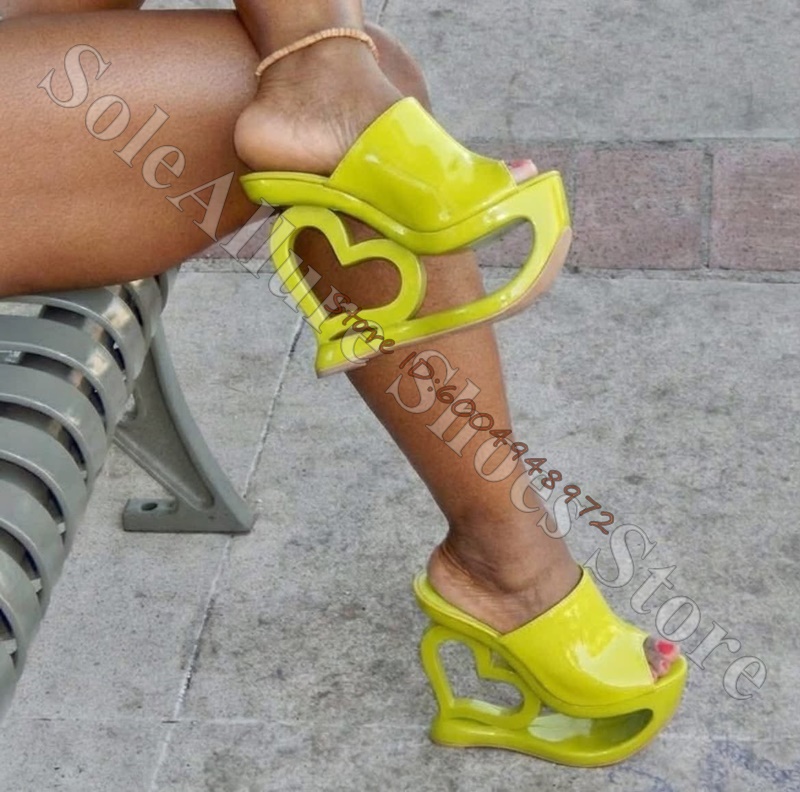 Sandały na koturnie z platform – Casual Sandal Leather recenzja i cena